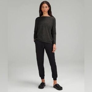 Lululemon Back in Action Long Sleeve- Spark Black Gold Metallic Special Edition